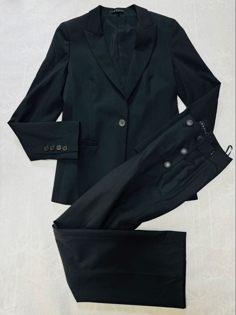 明日投稿削除Theory セオリー　スーツセットアップ　黒　日本製