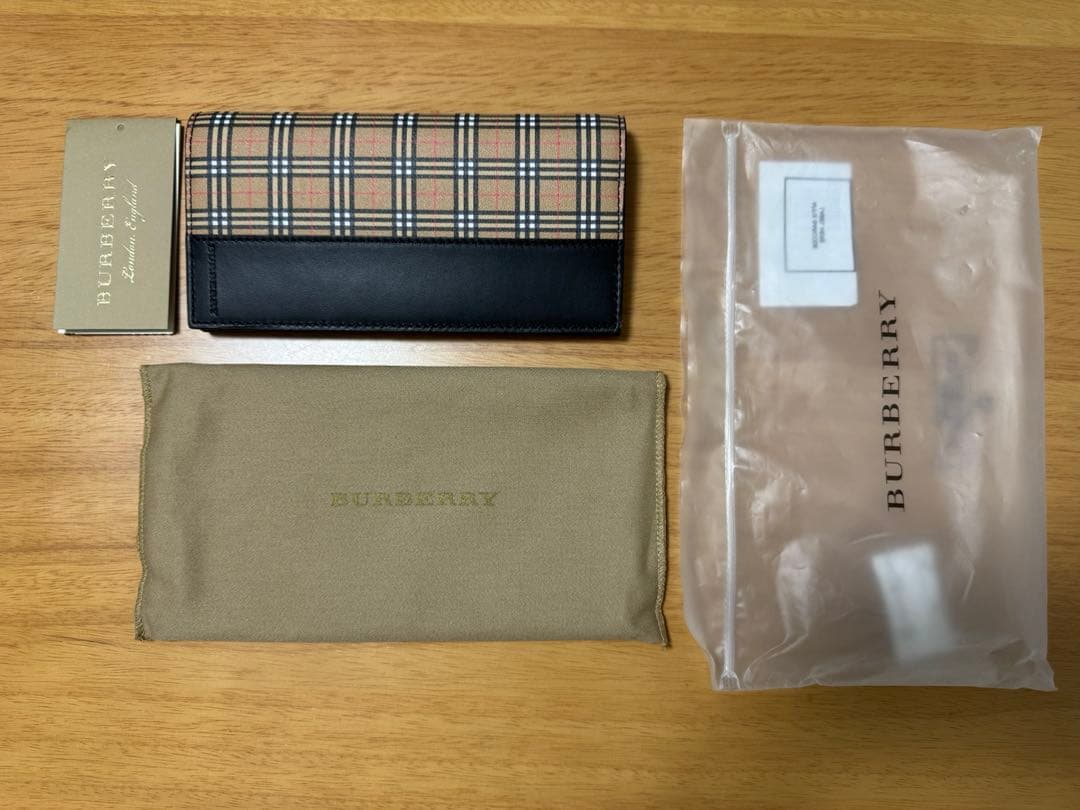 [新品未使用］バーバリー　長財布　新品　チェック