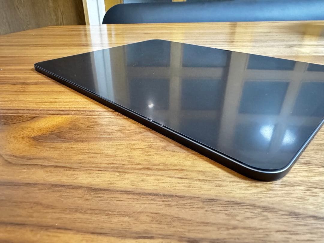 iPad Pro13インチ(M4・512GB・WiFiモデル)+USキーボード