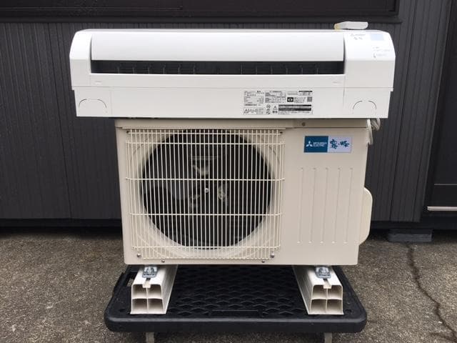 三菱　霧ヶ峰　GVシリーズ 　MSZ-GV2222-W　2022年製　2.2kw