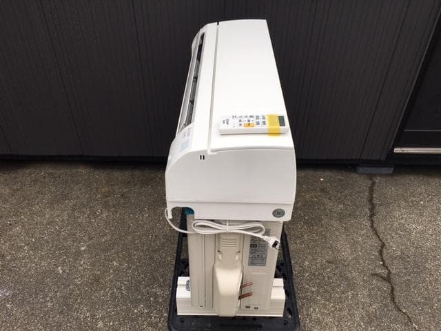 三菱　霧ヶ峰　GVシリーズ 　MSZ-GV2222-W　2022年製　2.2kw