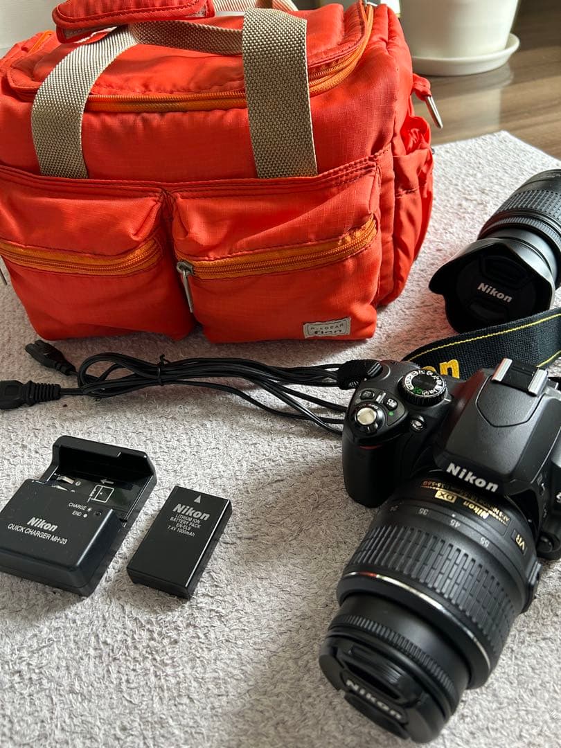 Nikon D60 ダブルズームキット 届いてすぐ使える！豪華おまけ・バッグ付