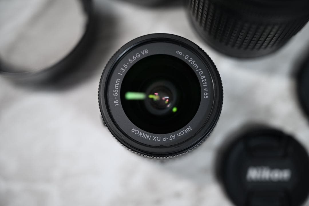 K*o様 Nikon D5600 VR ダブルズームキット (美品)