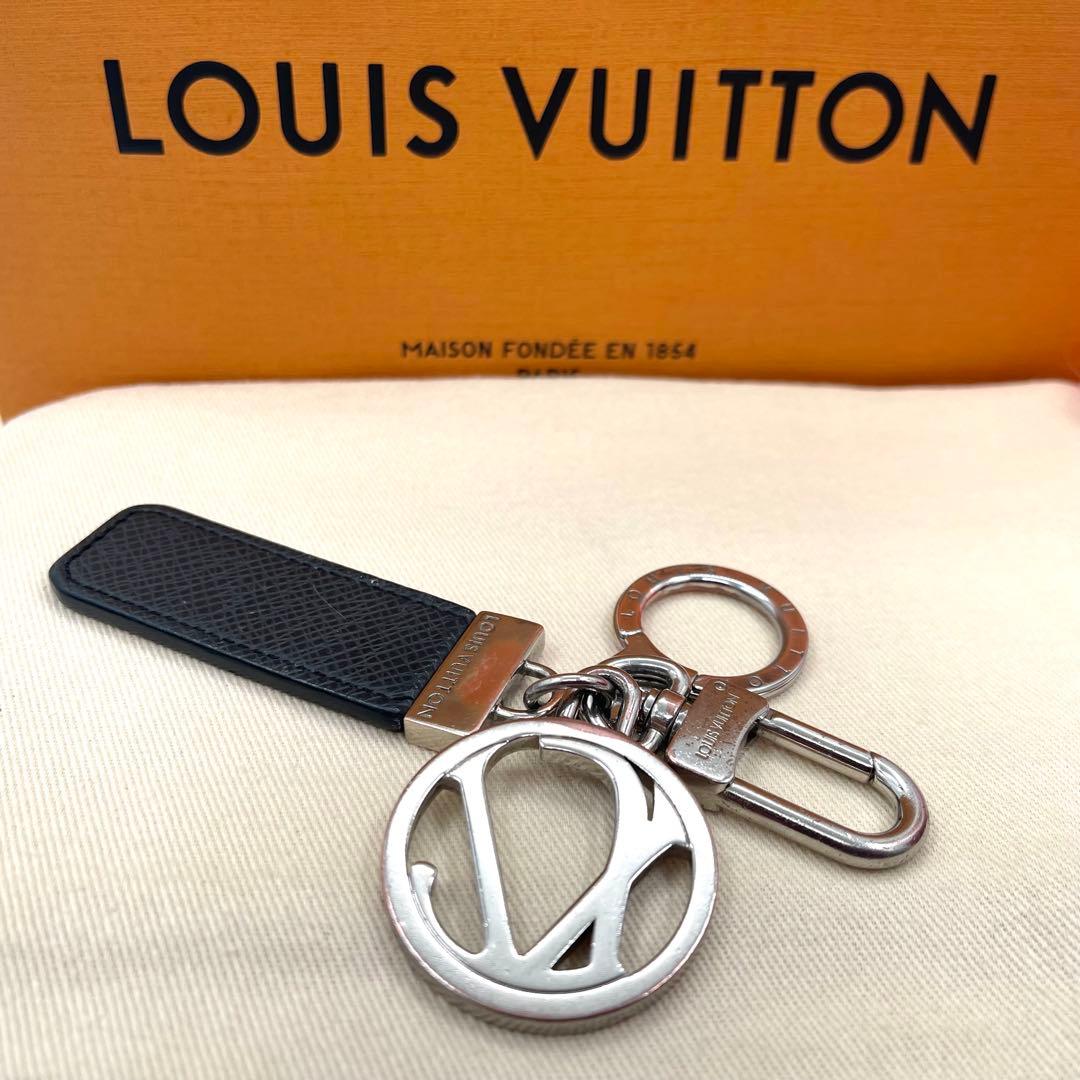 ルイヴィトン キーホルダー キーリング タイガ　ＬＶクラブ　849