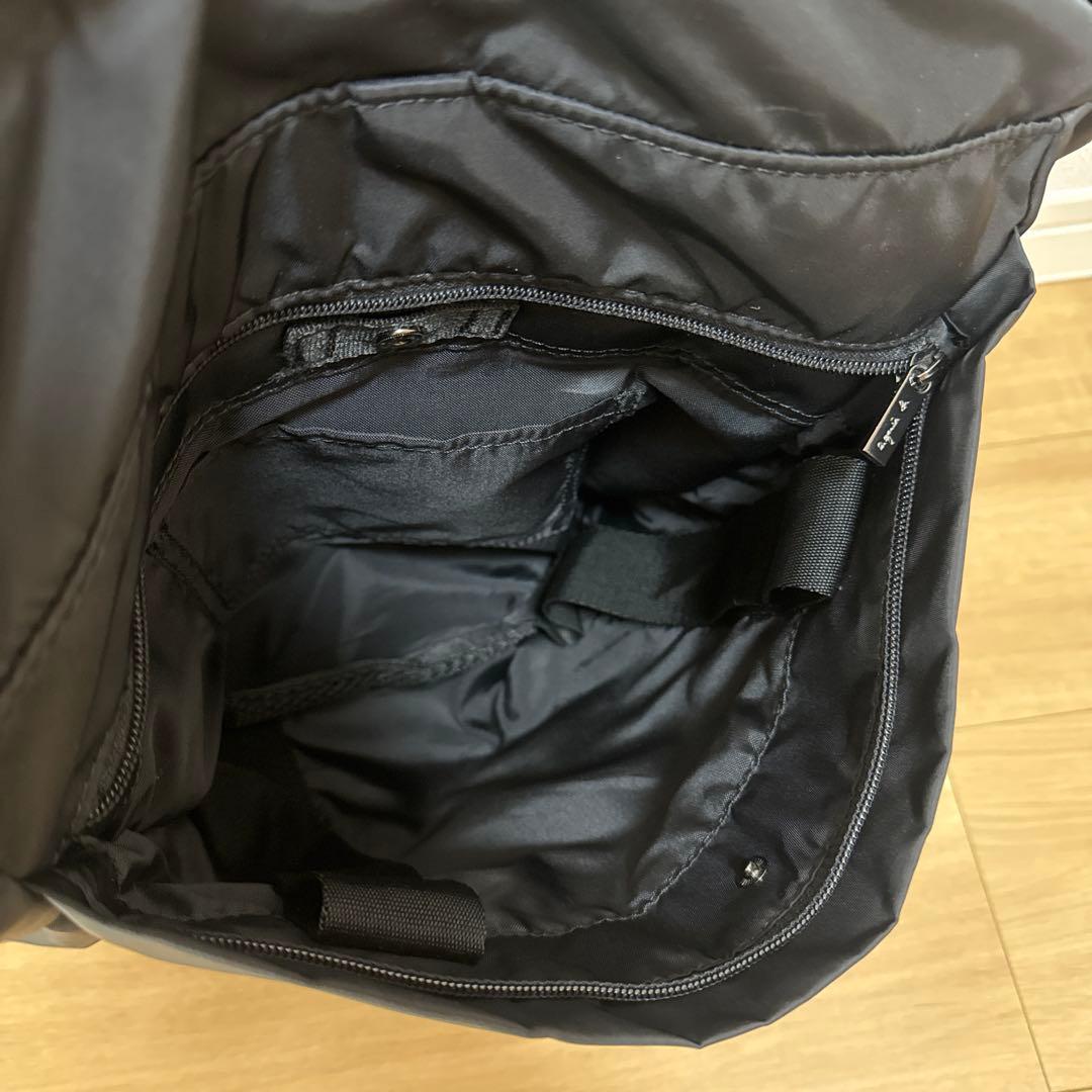 agnis b. ブラック マザーズバッグ　リュック