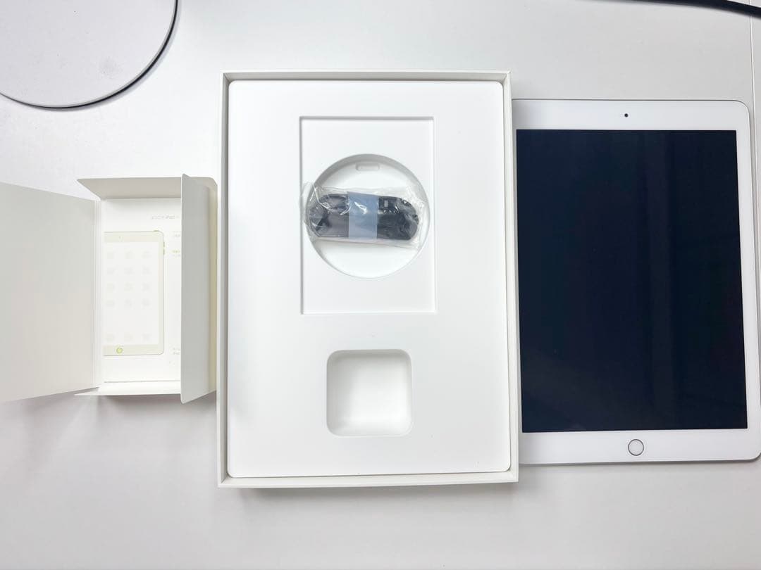 iPad 第5世代 32GB シルバー