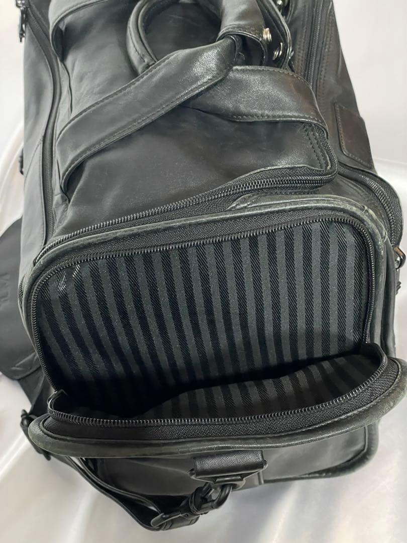 TUMI 9221D3 ブラック レザー ボストンバッグ