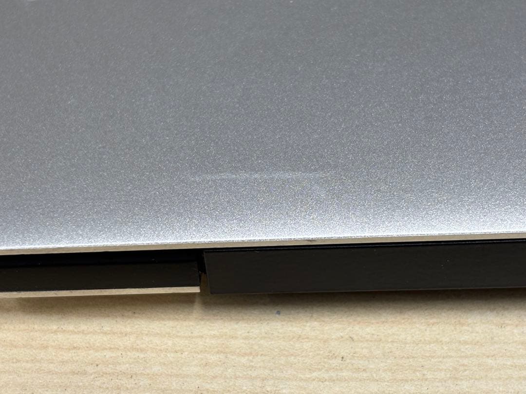 Windowsノート本体 DELL XPS 13 9380 / i3-8145U 03