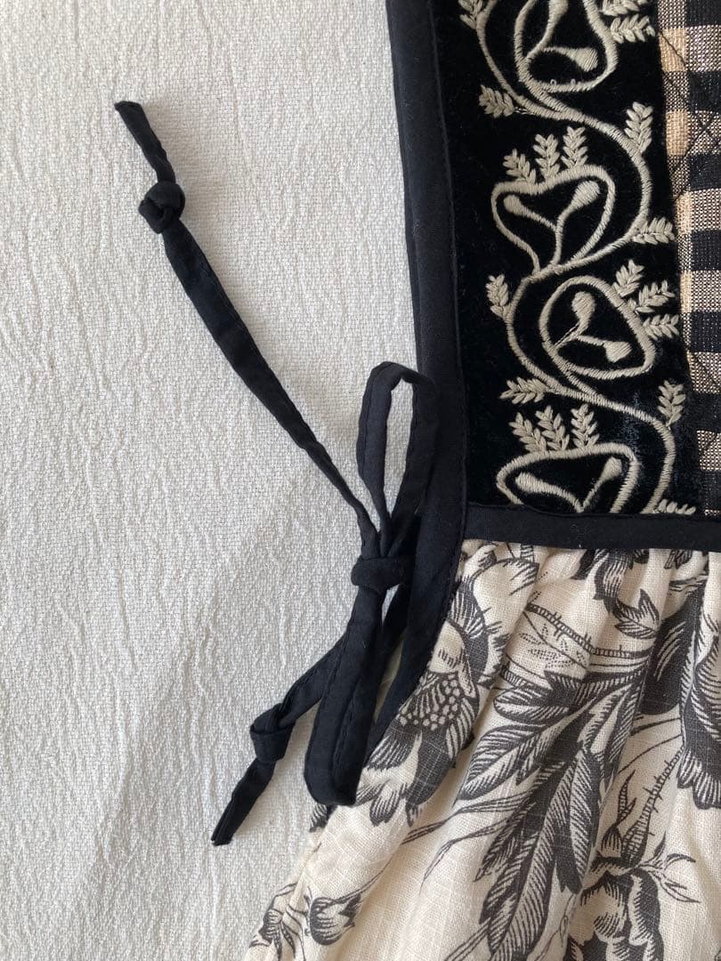 Bonjour Diary ボンジュールダイアリー　キルティングワンピース　8y