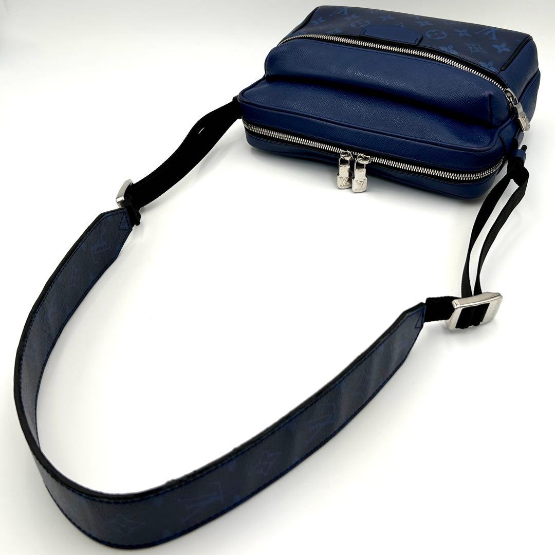 【美品】ルイヴィトン タイガラマ アウトドアメッセンジャー ショルダーバッグ 青