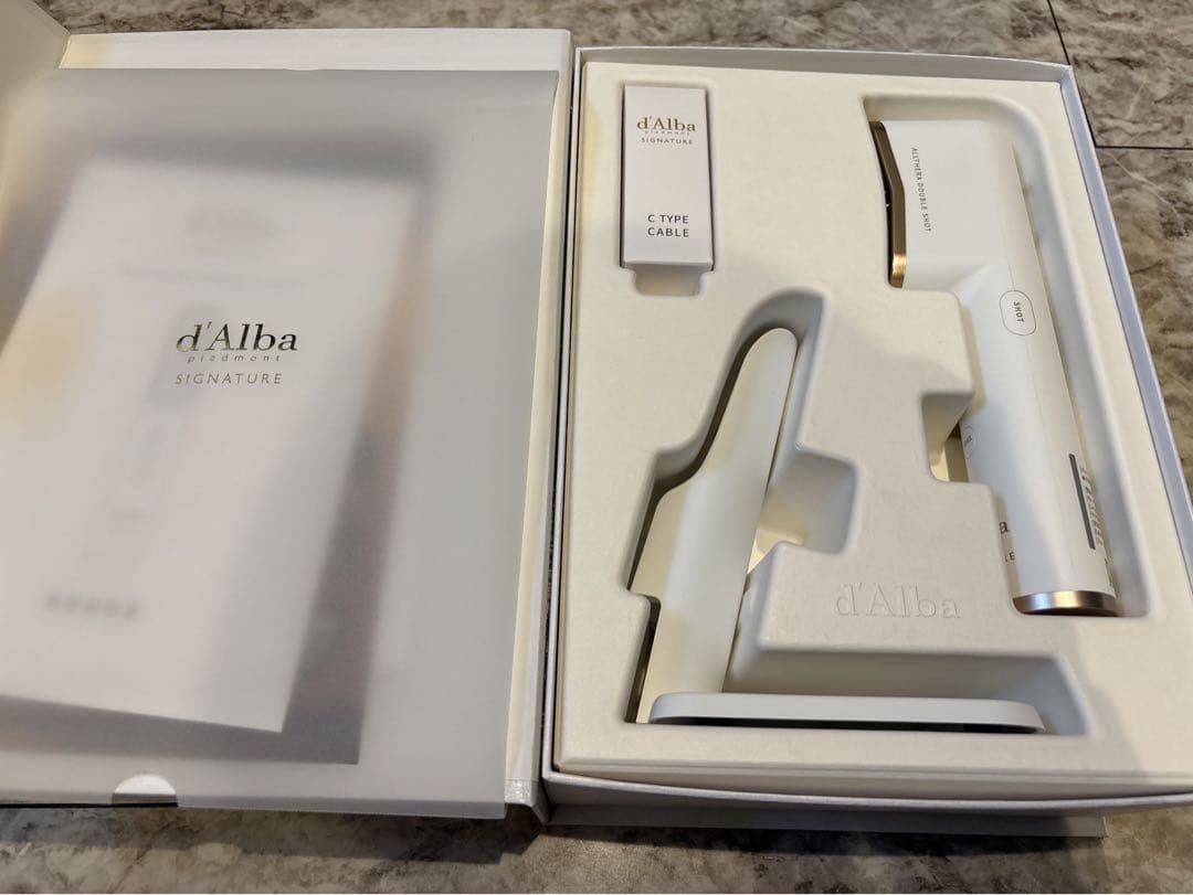 d'Alba 美容器（オールセラダブルショット）
