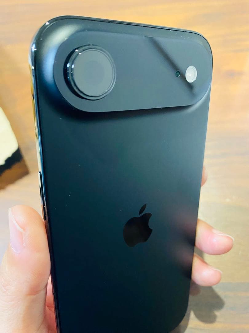iPhone Air 256GB (SIMフリー) スペースブラック『極美品』