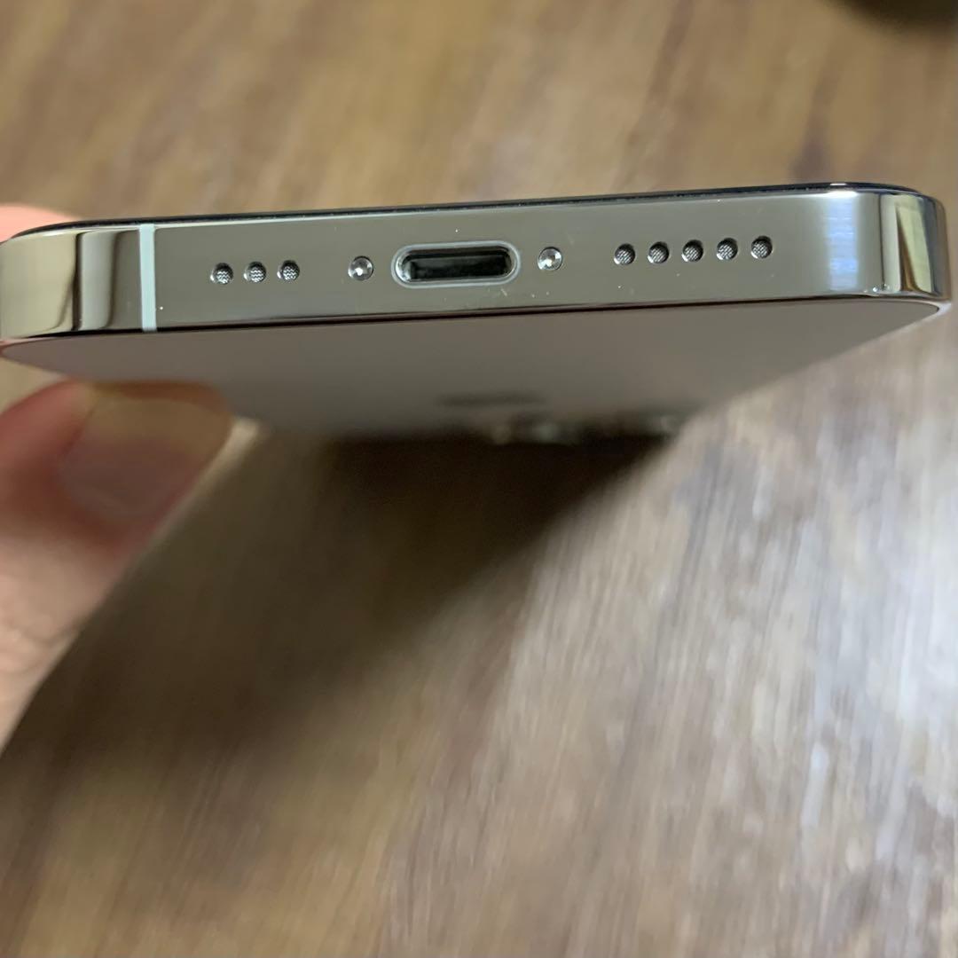 【美品】iPhone13 Pro 256GB SIMフリー シルバー