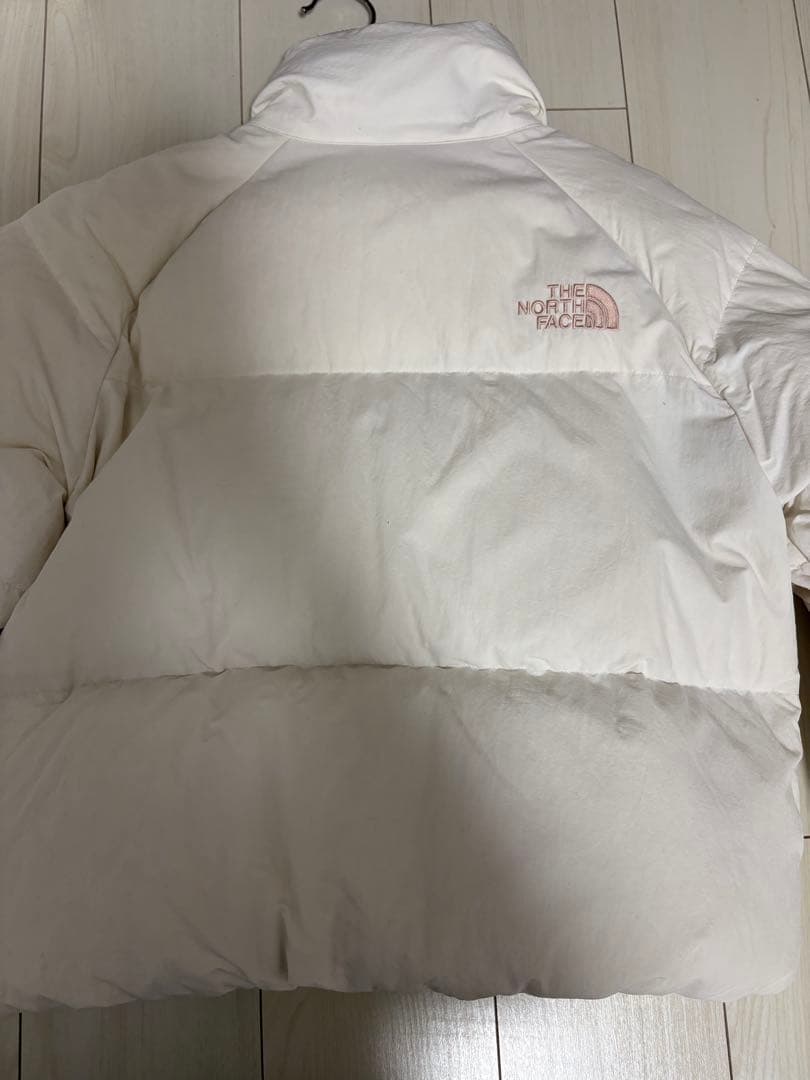 韓国限定モデルTHE NORTH FACE ダウン Ivory
