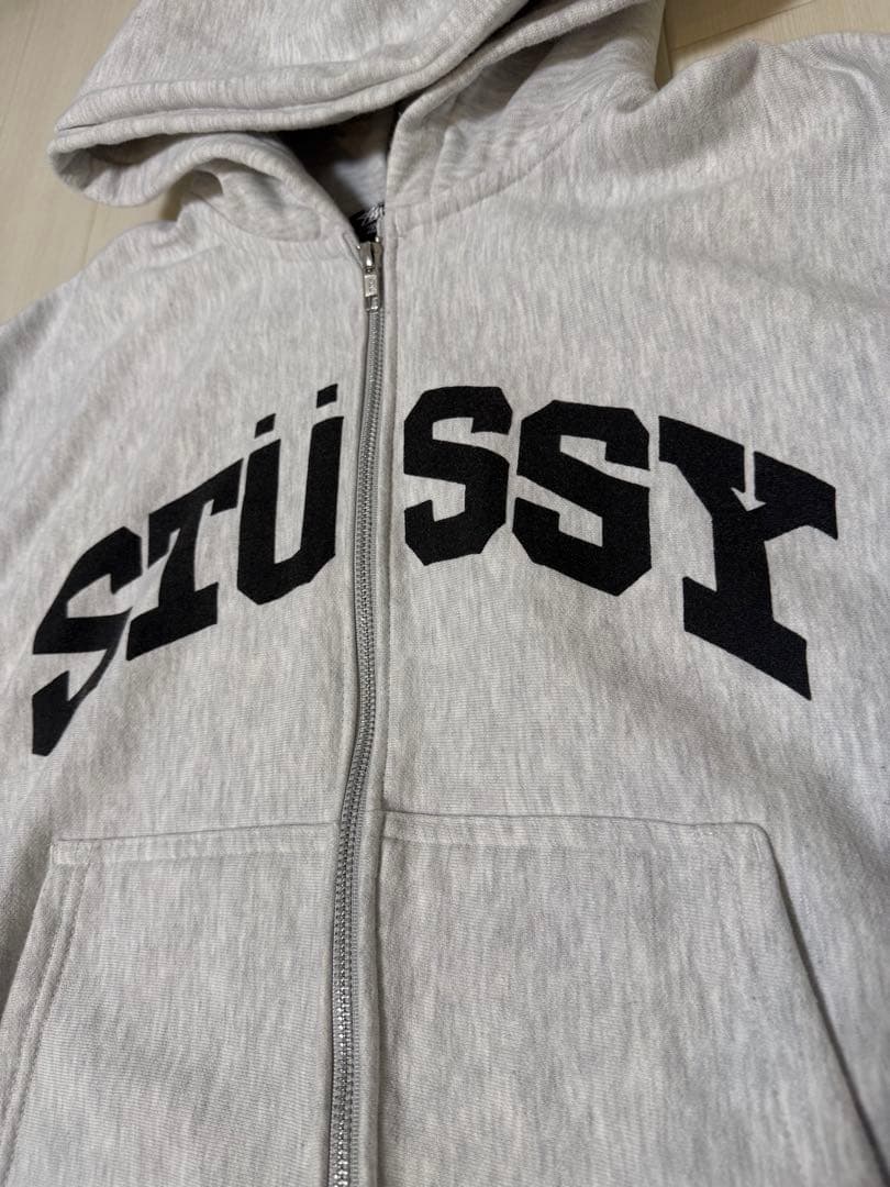 STUSSY ブロック スポーツ ジップフーディ グレー