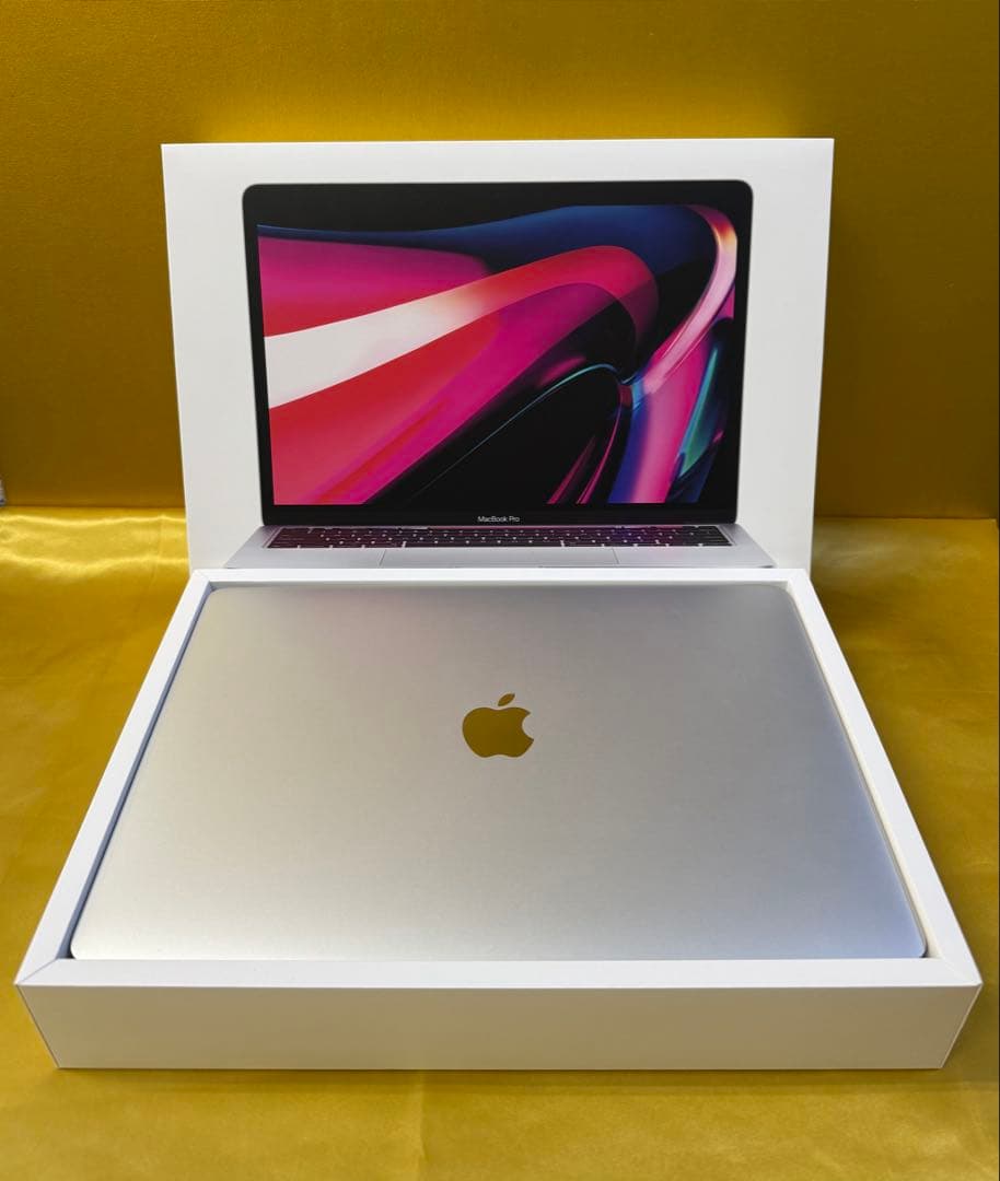 MacBook本体 MacBook Pro 13inch 2022 16GB/512GB/M2