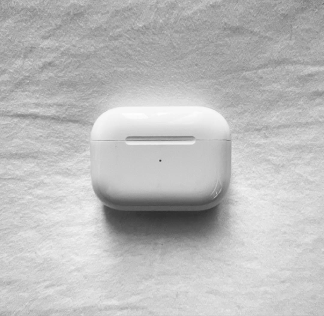AirPods Pro 充電ケース【純正】