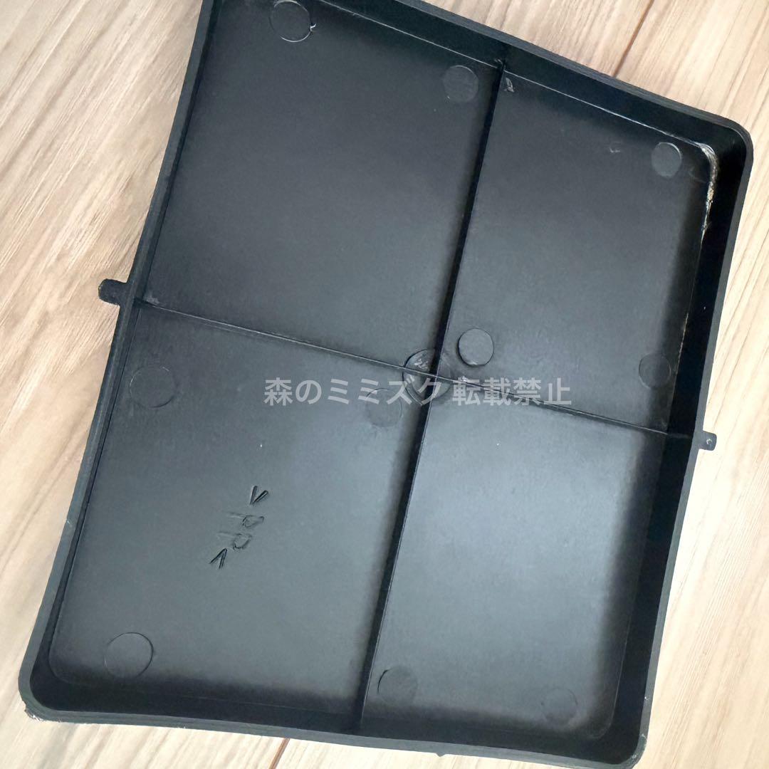 【生産完了品】デバイスタイル ペルチェ式ワインセラー レッド CE-8W 右開き