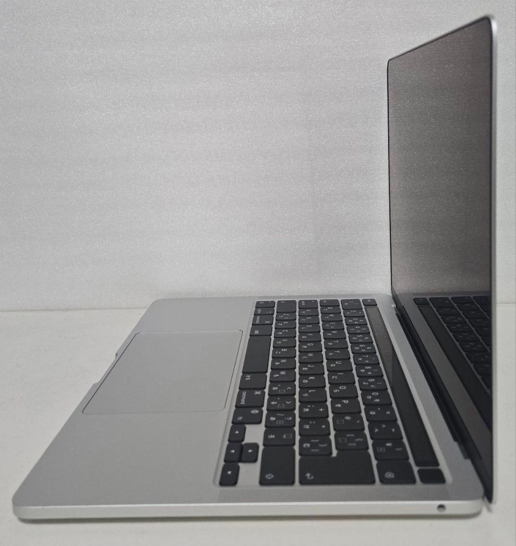 M1 / 16GB / 2TB / 13.3インチ / A2338