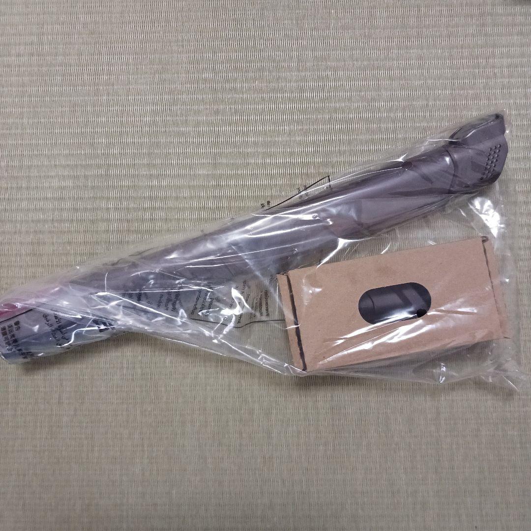 ダイソン　掃除機DigitalSlimFluffy+　本体 充電器・各ノズル付き