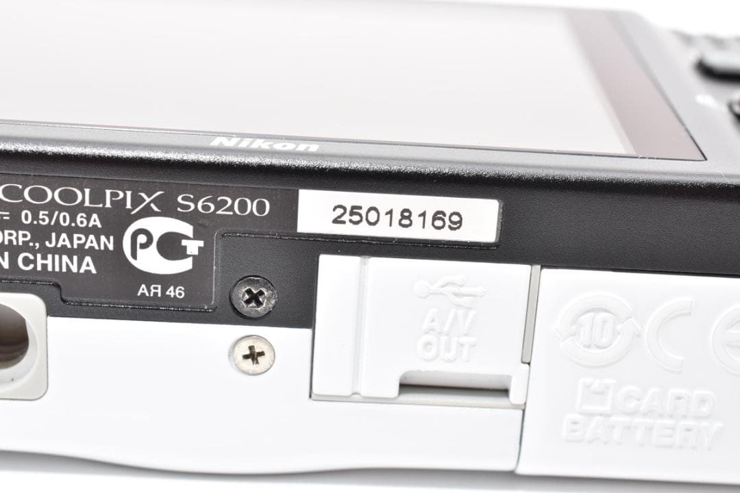 動作品Nikon COOLPIX S6200ニコン　デジカメ　ホワイト#959