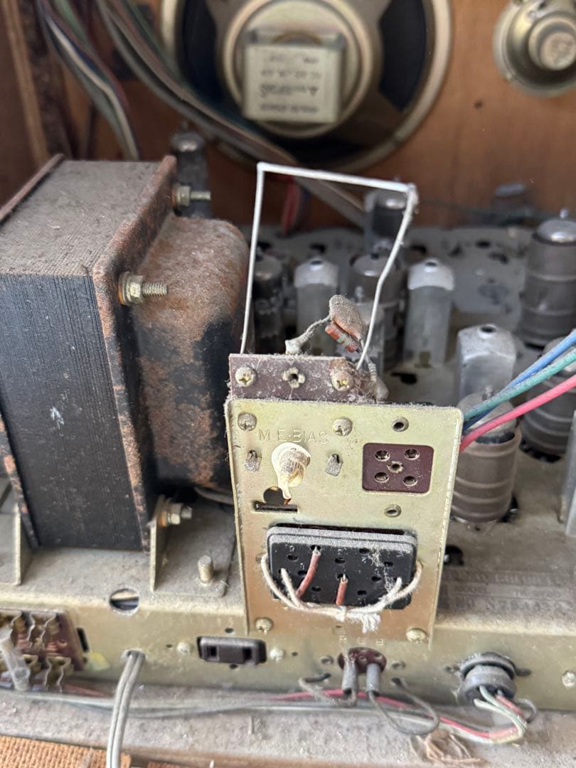 National テレビ　木製枠　昭和レトロ