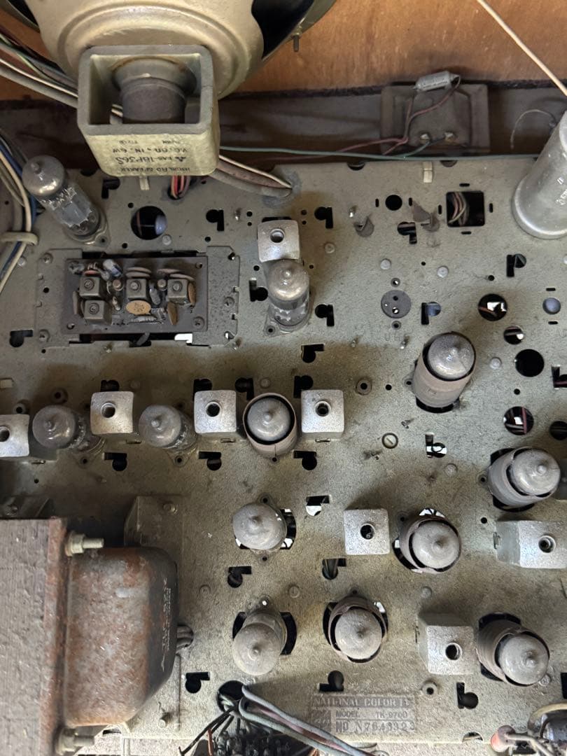 National テレビ　木製枠　昭和レトロ