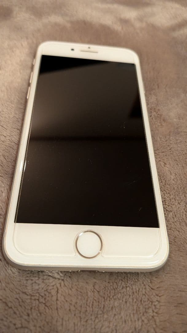 iPhone8　MQ92J/A　SIMフリー