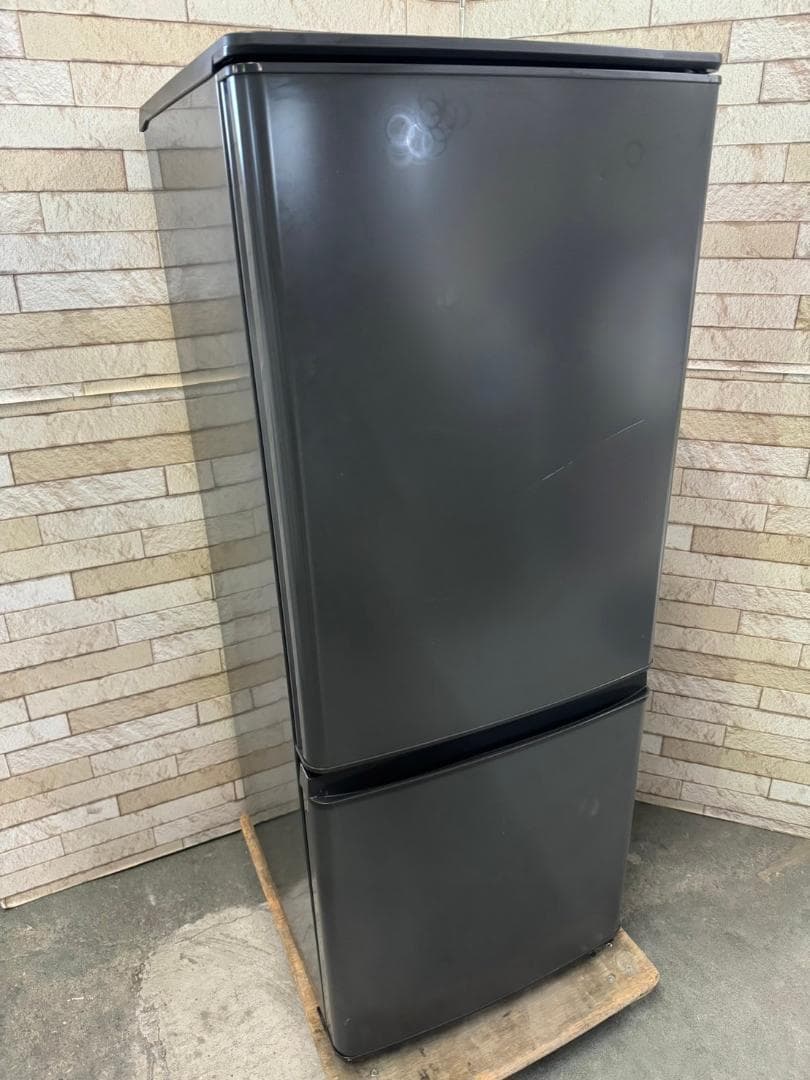 大阪送料無料★3か月保障付き★冷蔵庫★2022年★MR-P15G-H★R-977