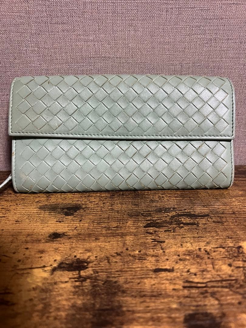 ボッテガヴェネタ イントレチャート長財布緑