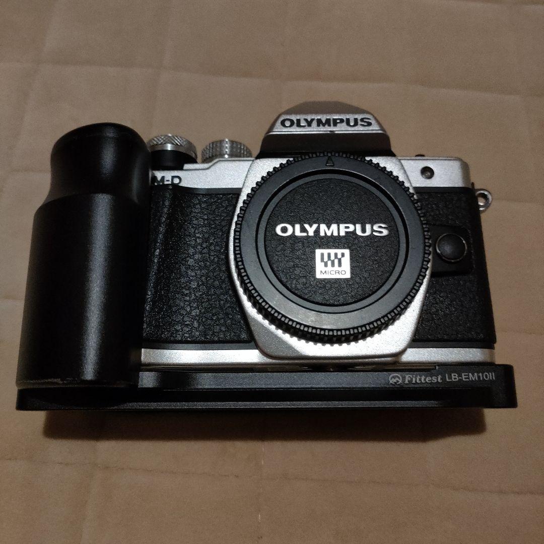 OLYMPUS OM-D E-M10Ⅱ mark2 markII ボディ付属品多