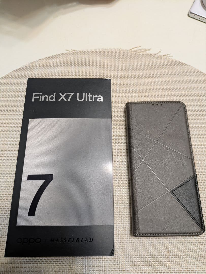 スマートフォン本体 OPPO Find X7 Ultra 256GB/12GB RAM