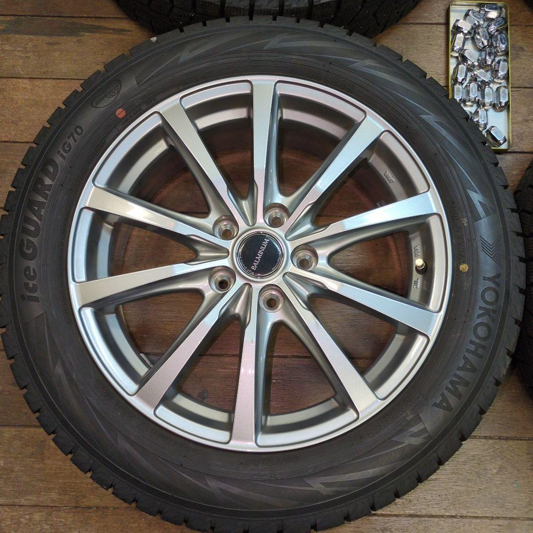 美品9分〜　2023年　60系プリウス　ヨコハマスタッドレス　195/60R17