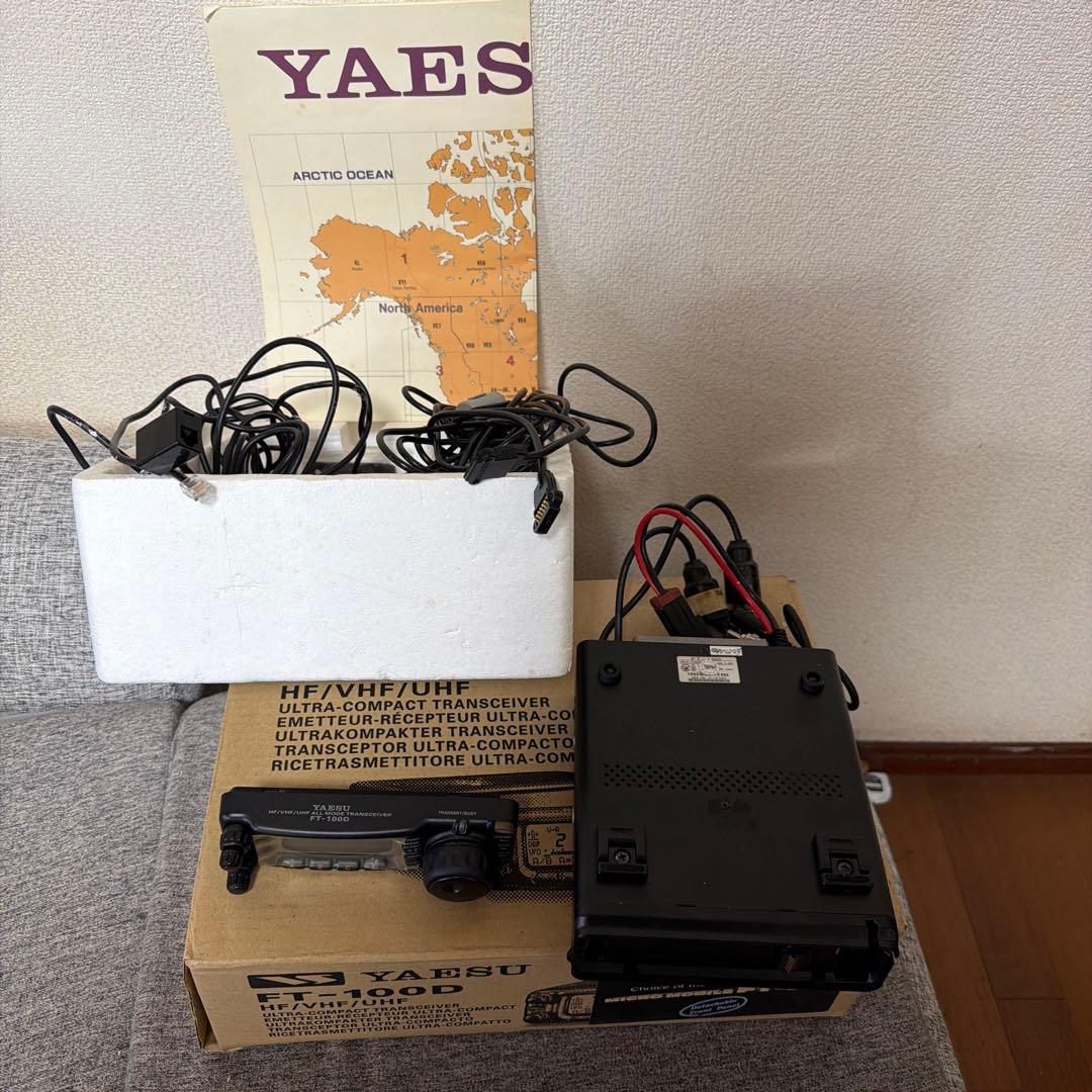 YAESU FT-100D トランシーバー　ジャンク品