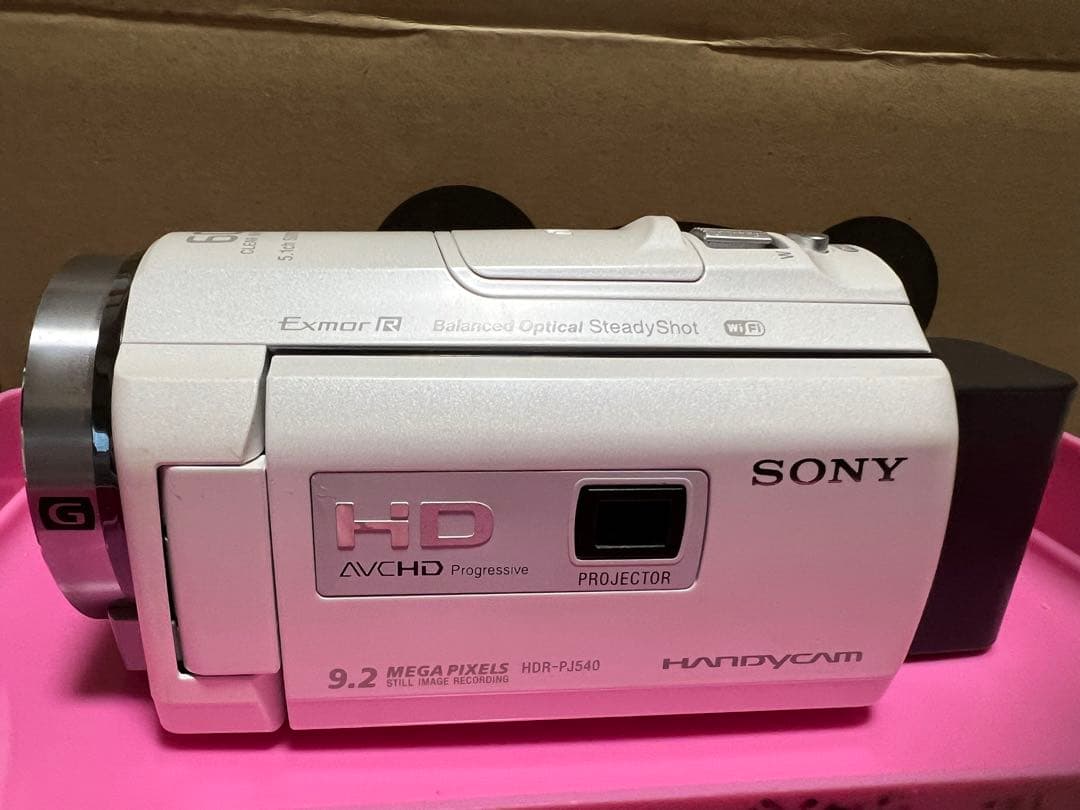 T*e様 ビデオカメラ ハンディカメラ　SONY HANDYCAM プロジェクタ
