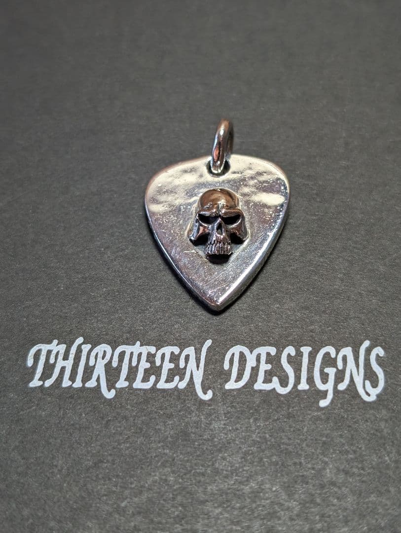 THIRTEEN DESIGNS　サーティーンデザインズ　ピック　ペンダント