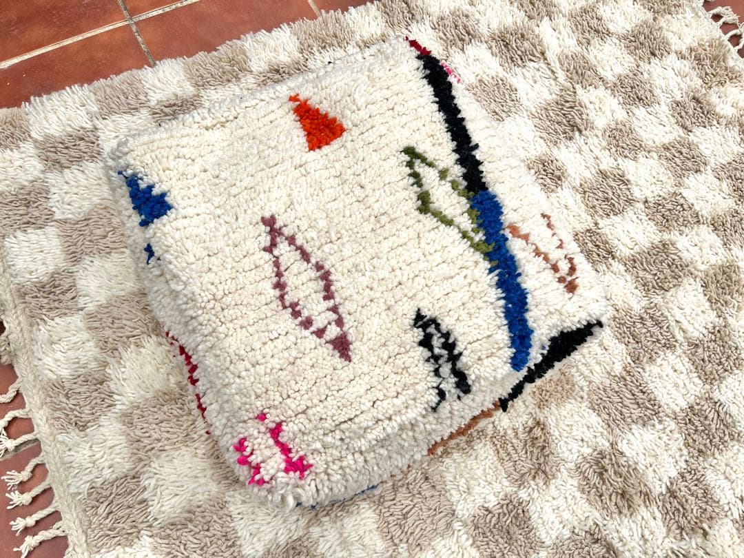 m*i様 モロッコ　プフ　pouf アジラル　オットマン クッション　ラグ　13