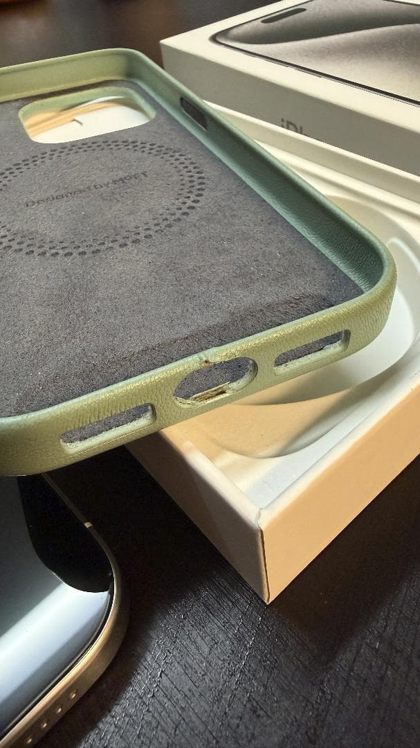 iPhone 15 Pro 256GB 海外版　esim