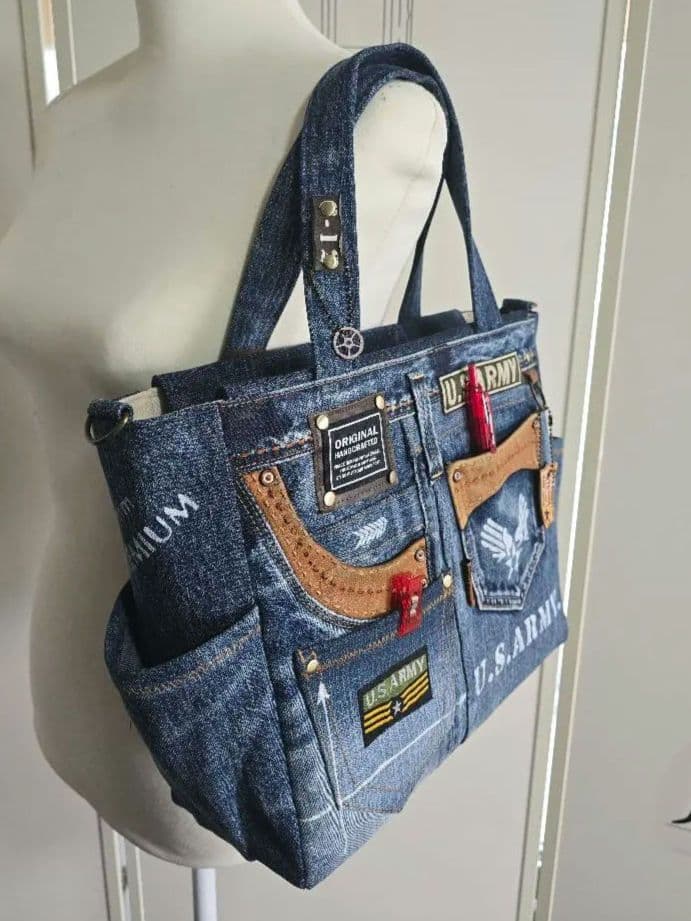 デニムリメイクトートバッグ 大きめ 上部ファスナー ＆サコッシュ 本革使用