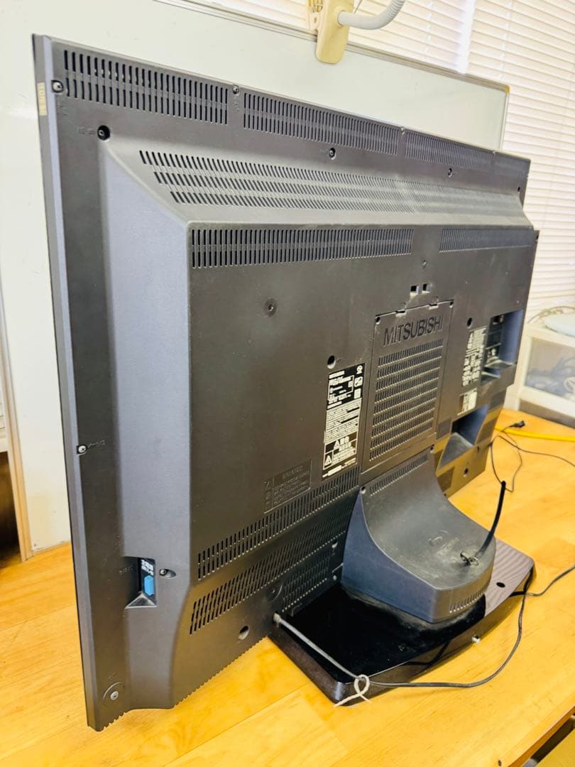 MITSUBISHI 三菱 テレビ 40型 地デジ Blu-ray内蔵 2010