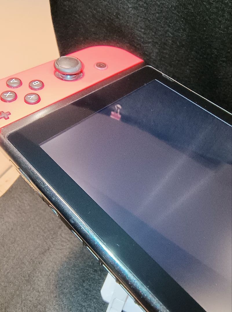 Nintendo Switch 本体一式　スイッチ付属品あり。