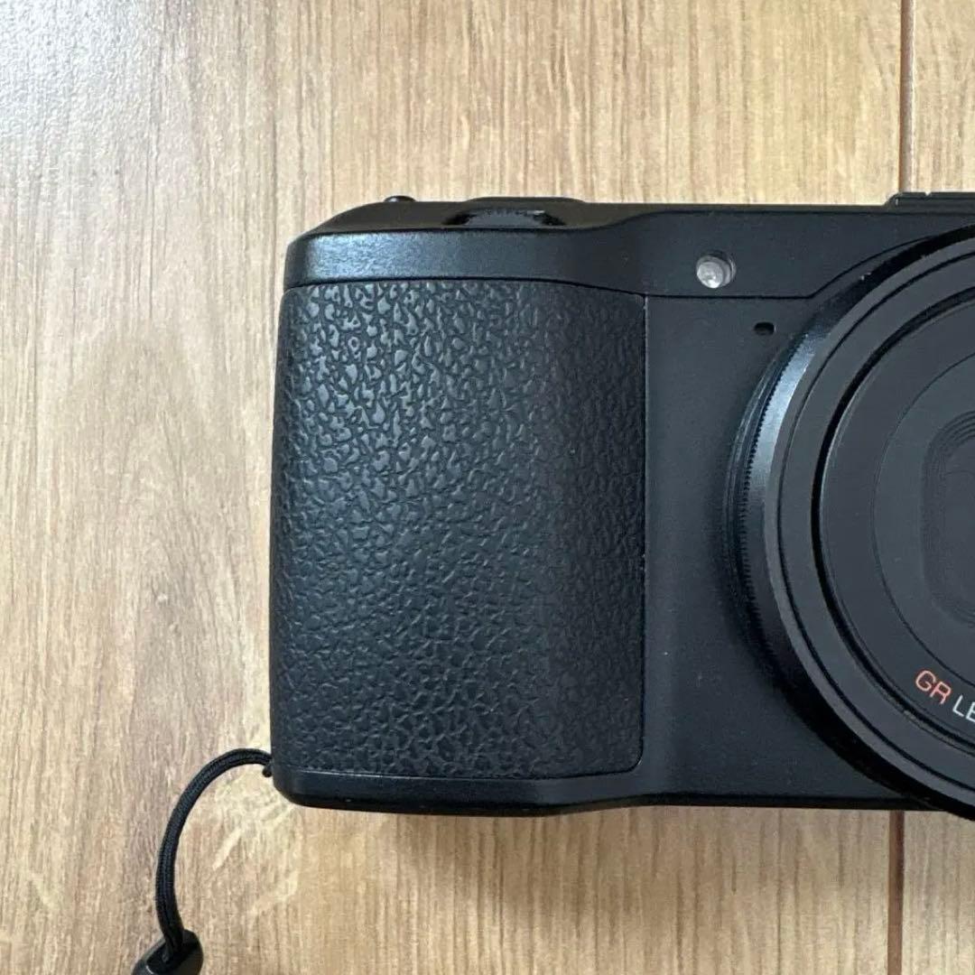 RICOH GR 初代モデル（2013年）APS-Cコンデジ リコー