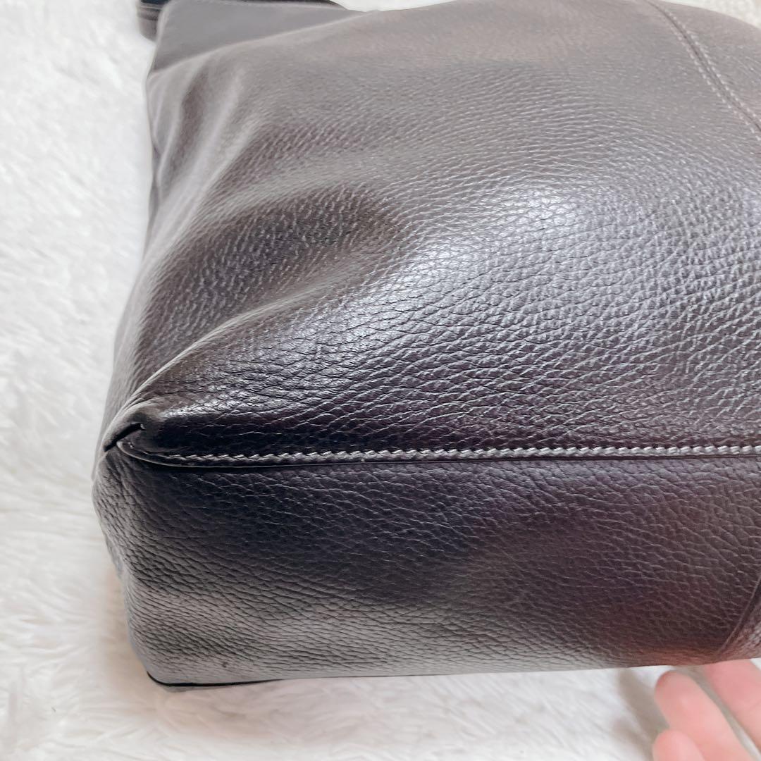 ユナイテッドアローズ　トートバッグ　リアルレザー　ブラック　大容量　男女兼用