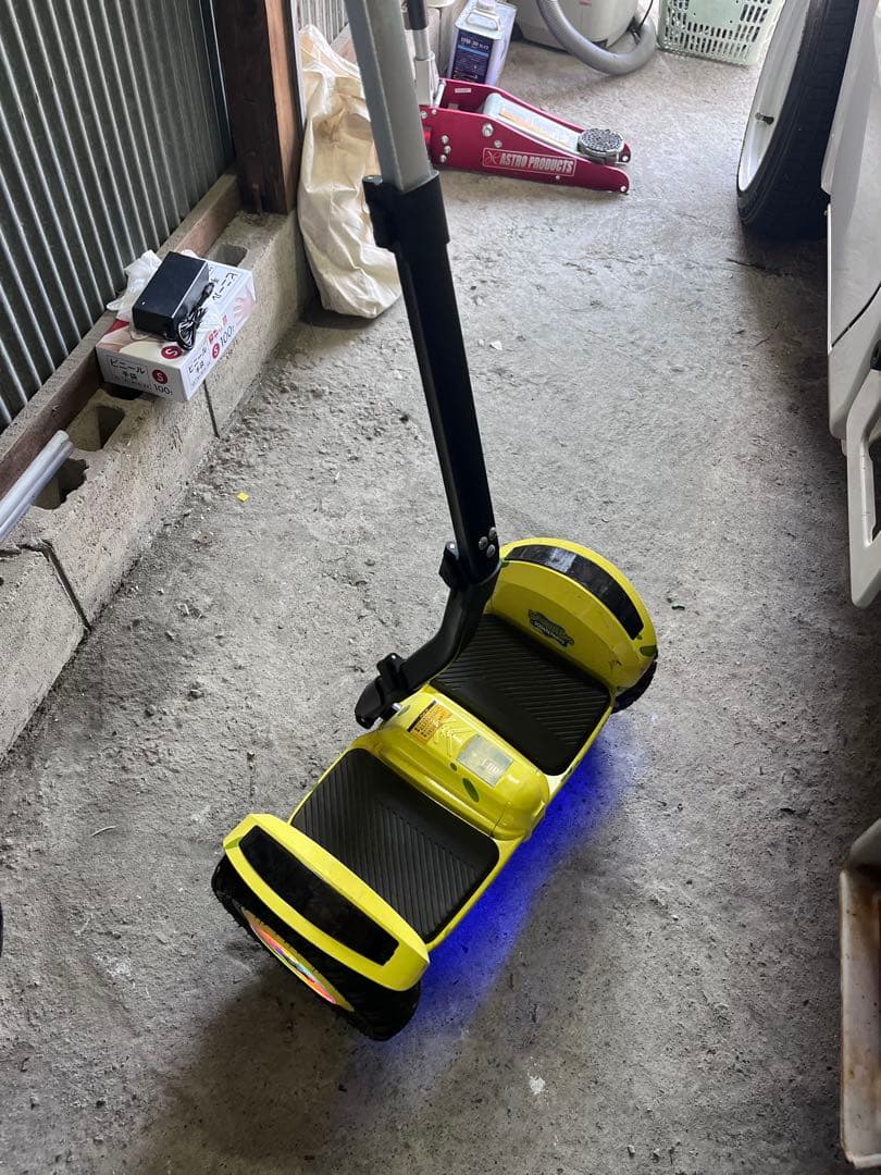 セグウェイ　バランスボード　Bluetooth付き　スポンジボブ　送料込み