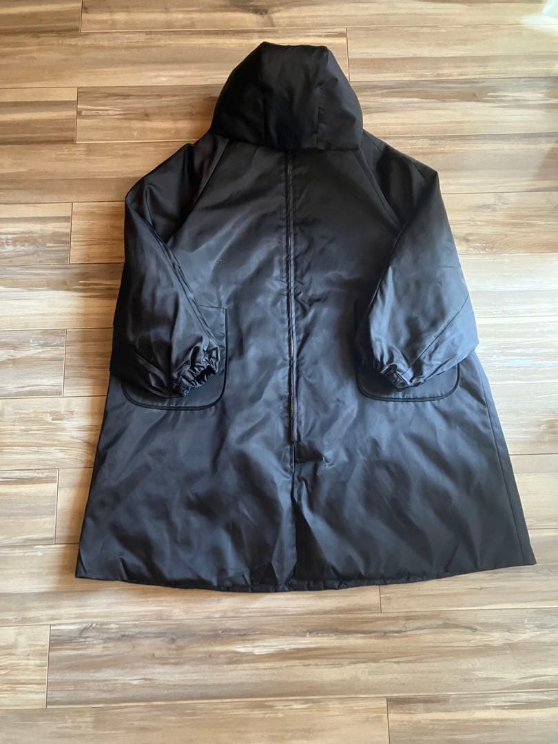 美品！TOMORROWLAND リナイロンフーデッドダウンコート