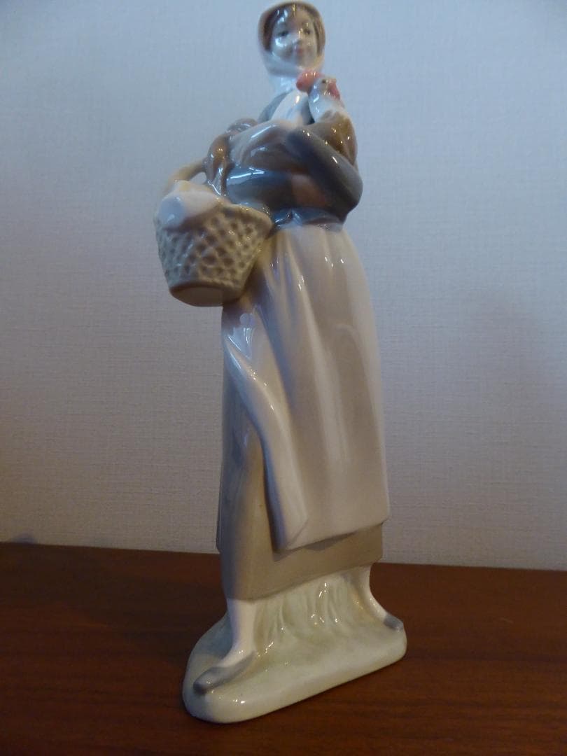 リアドロ3点セット　ちょっと残念な小鳥と少女、ニワトリと少女、鳩と少女