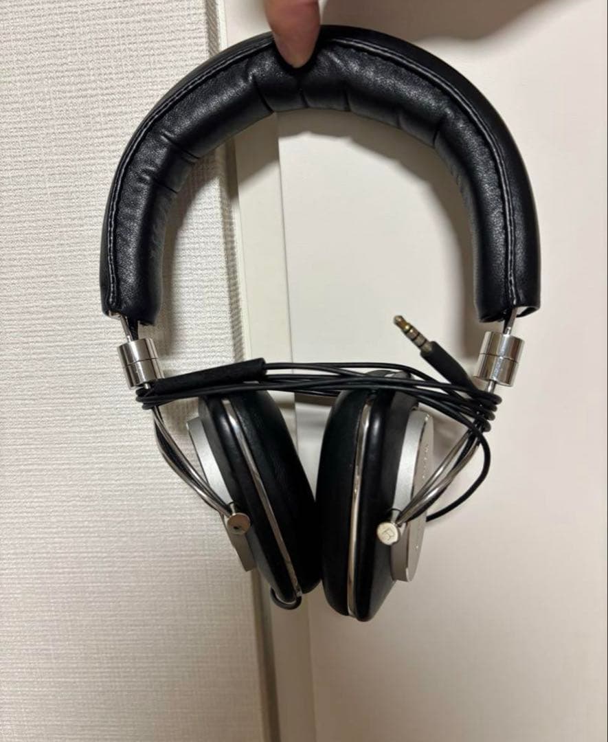 BROWERS & WILKINS ヘッドホン