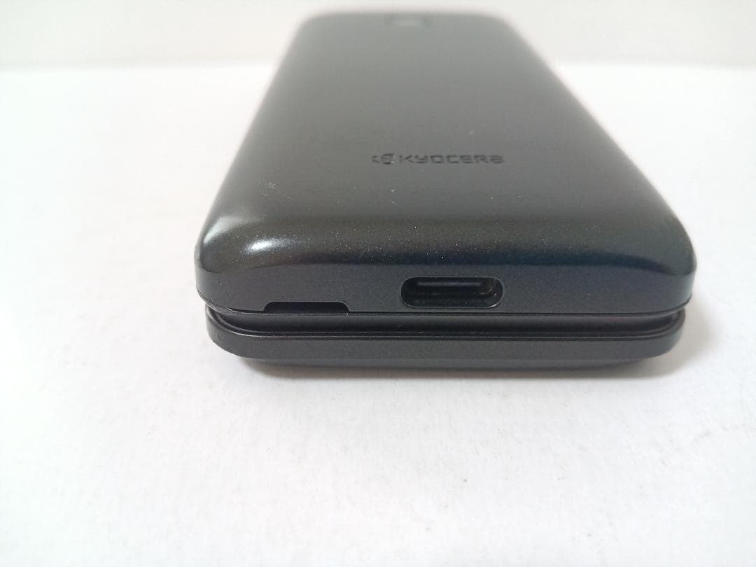 ☆ SoftBank DIGNO ケータイ4 A202KC ブラック