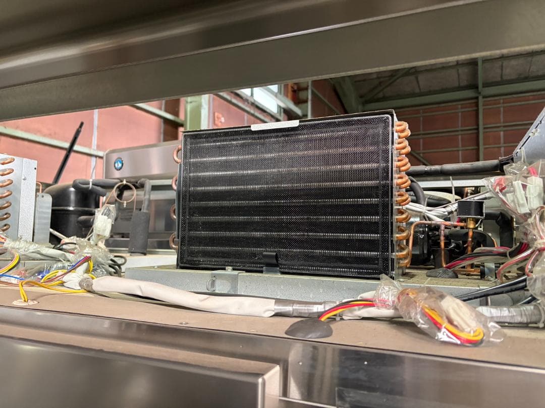 ダイワ　冷凍冷蔵庫　683S4