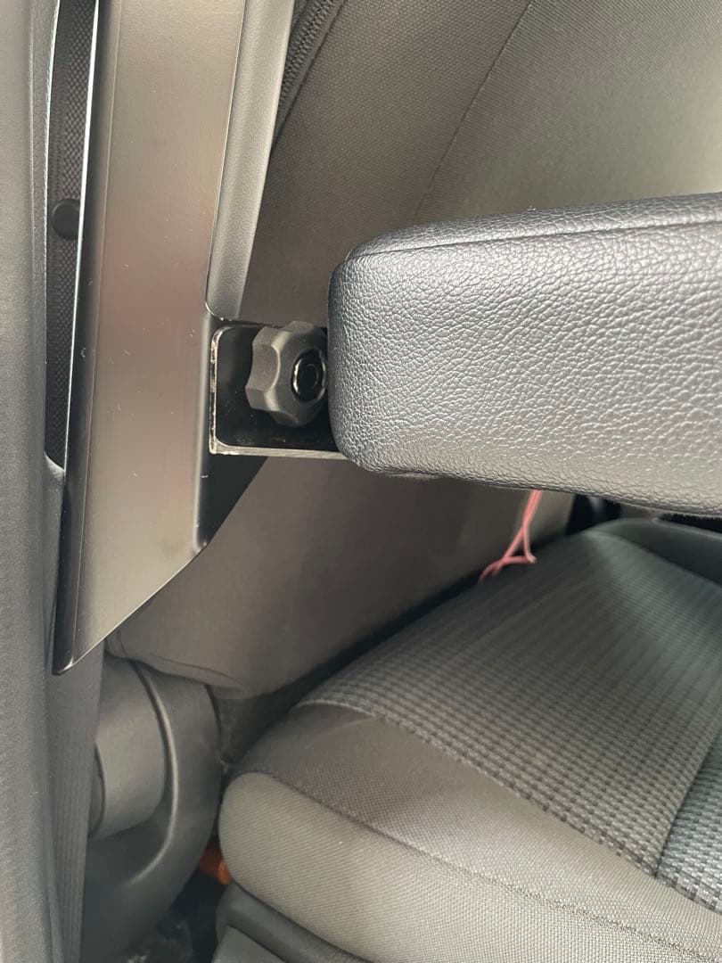 オレスカ専用　90系　ノア　ヴォクシー　株式会社トヨタテック　ベッドキット